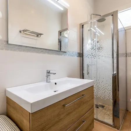 Idéalement Situé - Superbe Jardin - 200m Andernos-les-Bains